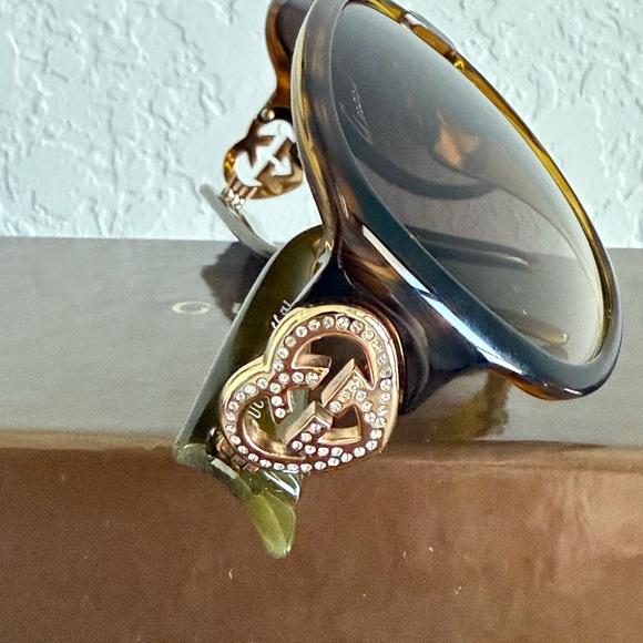 Gucci Large Frame Sunglasses Crystal Heart-shaped G Logo - Picture 6 of 17